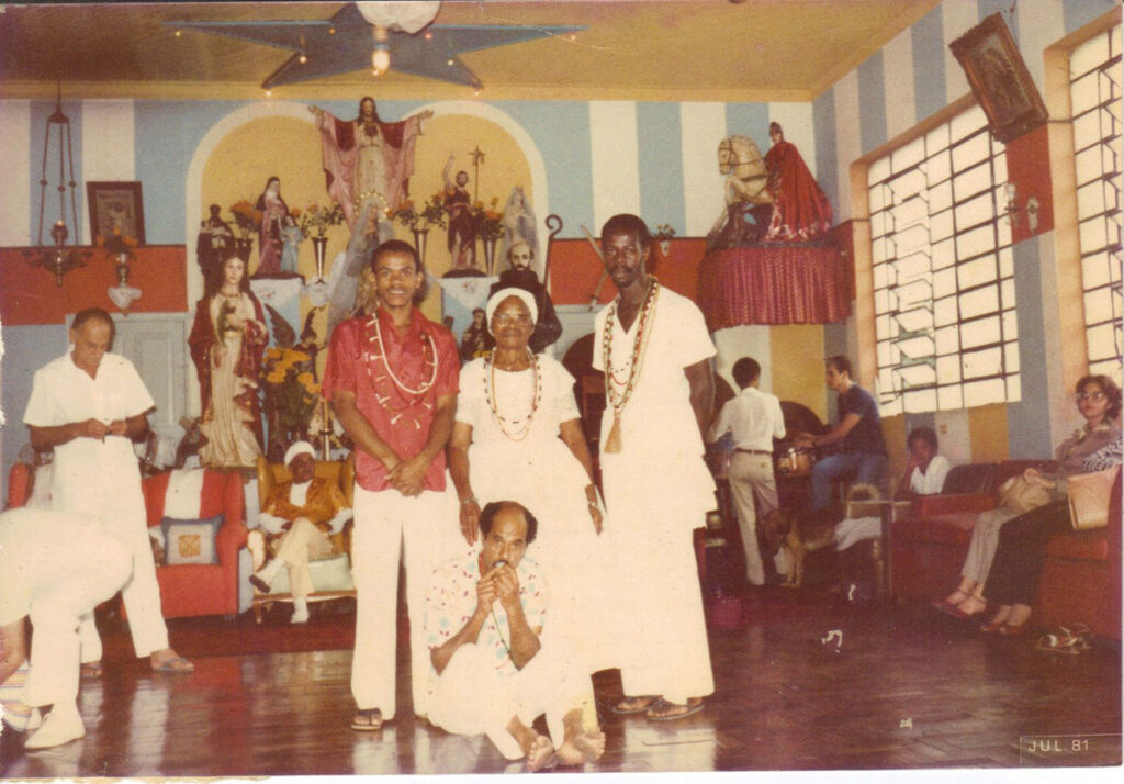 Narciso de Paula Santos, inspetor de qualidade, babalorixá e internauta, contou sua história em 2013